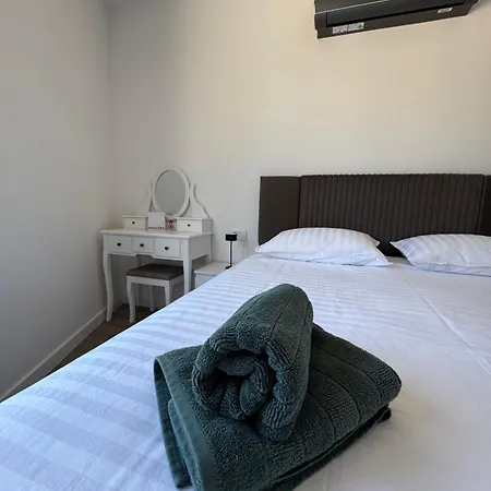 Summer 아파트 포레치